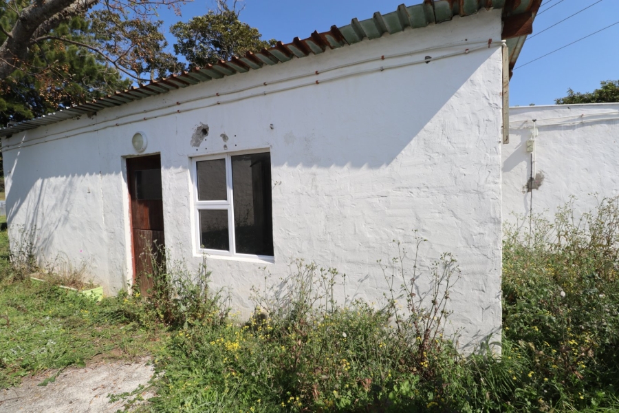 Commercial Property for Sale in Chelsea Eastern Cape